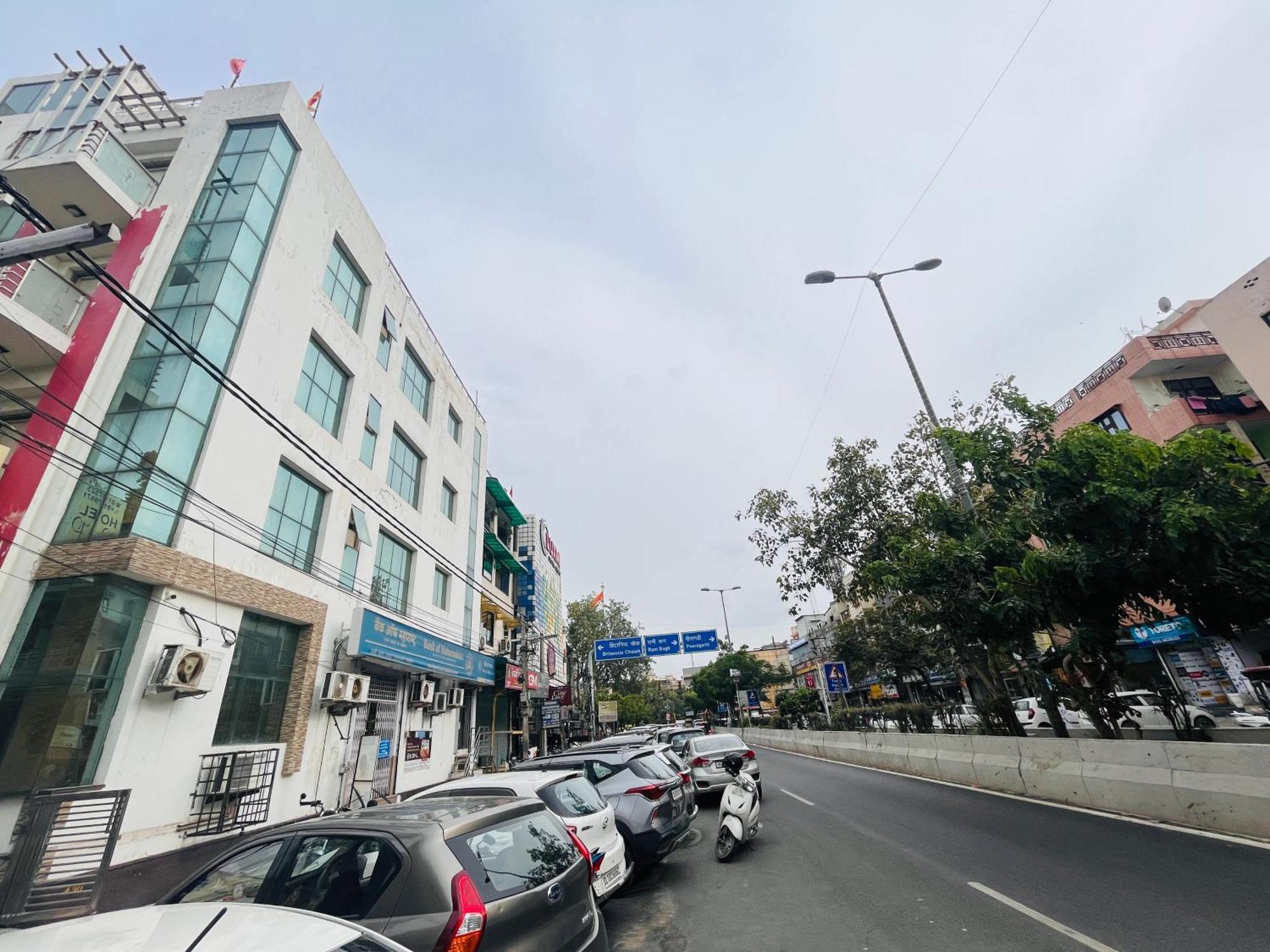 Hotel Park Pride Pitampura New Delhi, Couple Friendly Dış mekan fotoğraf